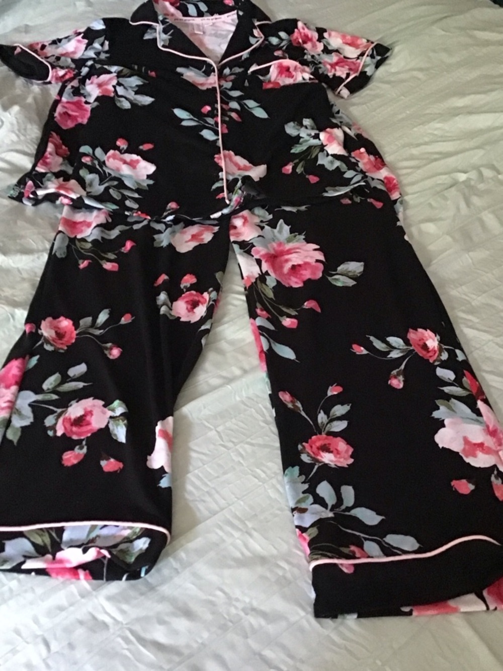 Floral Black & Pink Women's Pajama Set XS Joyspun